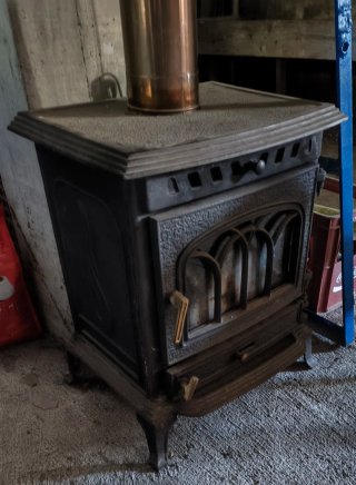 Estufa de leña Tryun S-150