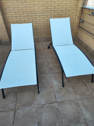 Mesa y sillas terraza/jardín