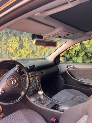Mercedes-Benz Clase C 2006