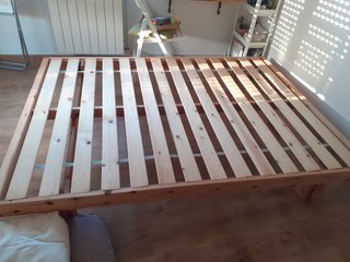 Somier de madera y futón de regalo