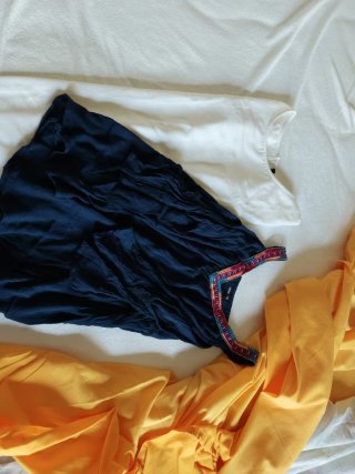 Lote 3 Camisetas Benetton y Oysho