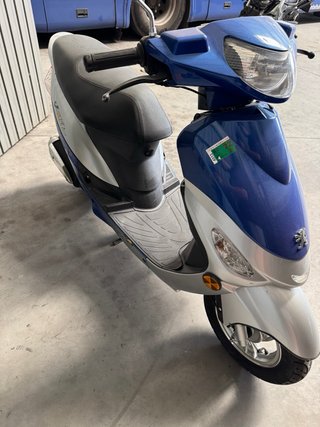 Peugeot V-clic 50cc Scooter Azul/Plata