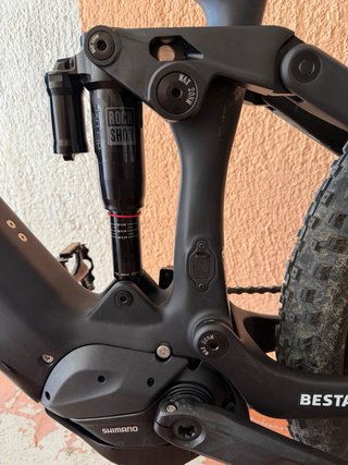 Bicicleta Eléctrica Carbono talla l solo 100 km
