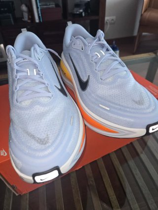 Zapatillas Nike Vomero Plus Nuevas Originales