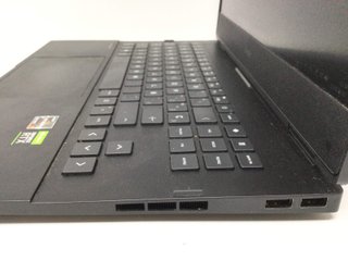 E475444-0 PC PORTATIL HP MT7922A22M