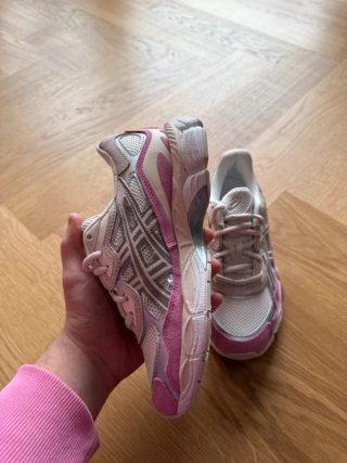 ASICS Gel-NYC Cream Rose Talla 36