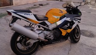 Honda CBR 929 RR Fireblade Sportbike