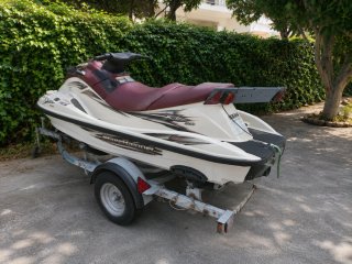 Yamaha WaveRunner XL 800 con remolque