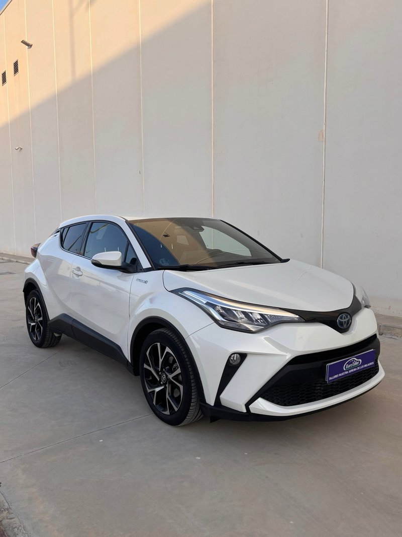 Toyota C-HR 1.8 125H Advance 2022, foto 2