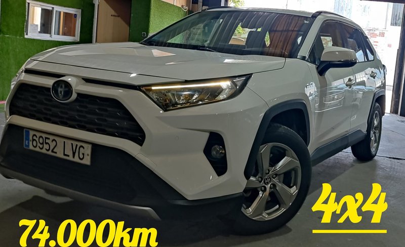 Toyota RAV4 2.5l 220H Advance 4WD (2022) 2022