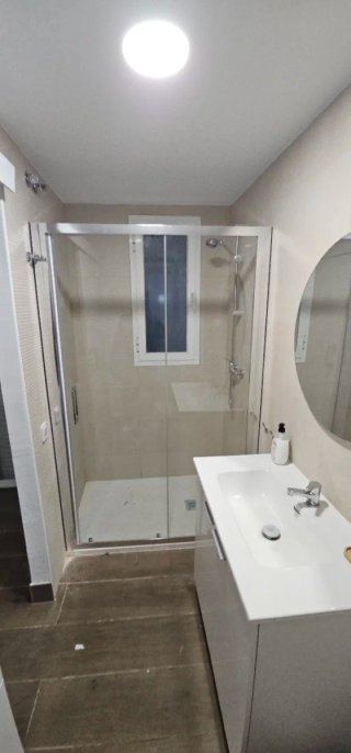alquiler de vivienda en parcela.