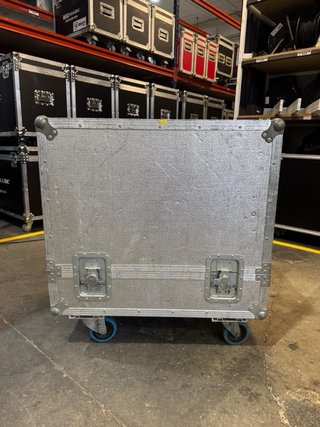 Pareja Altavoces Apogee AE5 con Flight Case