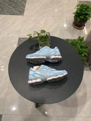 ASICS Gel-NYC Cream Arctic Sky Talla 38