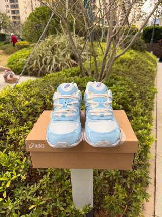 Asics Gel-NYC Cream Arctic Sky Talla 44