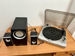 Altavoces Trust 2.1 Negro
