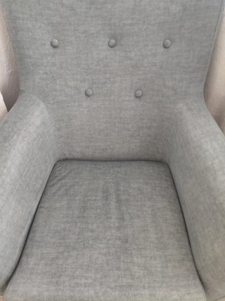 Sillón verde menta tela y madera