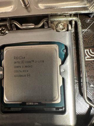 Placa ASUS P8H61-M LEUSB3 DDR3 i7-3770 - 16 gbDDR3