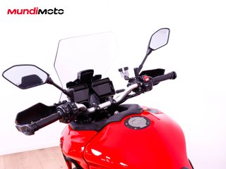 YAMAHA TRACER 9