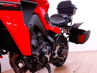 YAMAHA TRACER 9