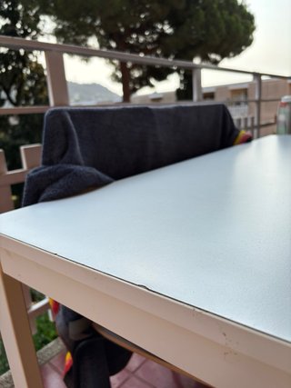 Mesa extensible IKEA VIHALS blanca + 4 sillas