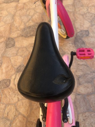 Bici infantil Btwin rosa y blanca