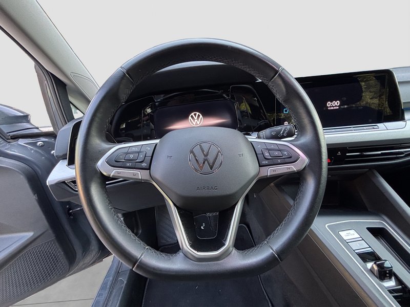 Volkswagen Golf 2023, foto 11