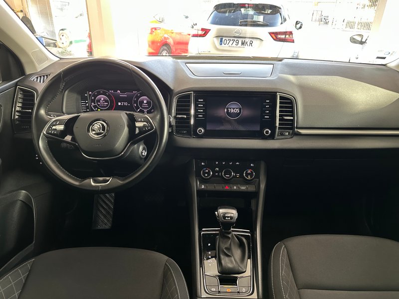 Škoda Karoq 2021, foto 12