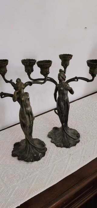 Orologio e candelabri Art Nouveau, liberty