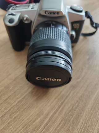 Canon EOS 500N + Flash Sunpak 4000AF
