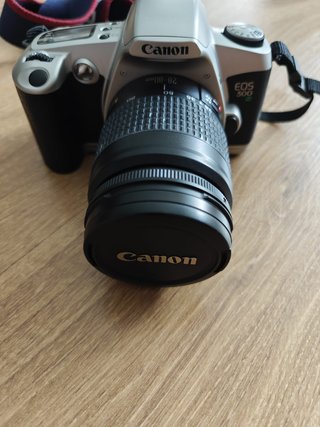 Canon EOS 500N + Flash Sunpak 4000AF