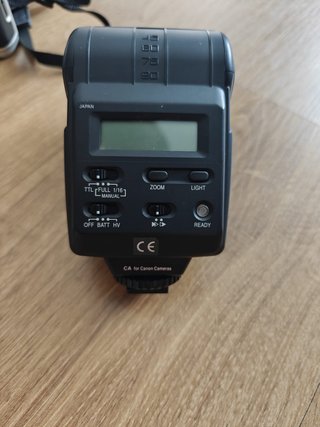 Canon EOS 500N + Flash Sunpak 4000AF