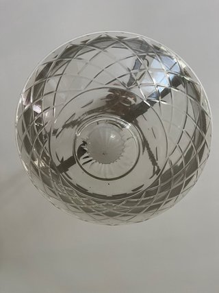 Lámpara antigua bronce y cristal tallado