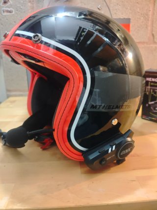 Casco MT Le Mans 2 SV M + Manos Libres + Extras