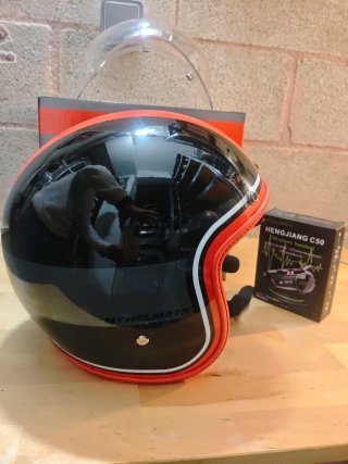 Casco MT Le Mans 2 SV M + Manos Libres + Extras