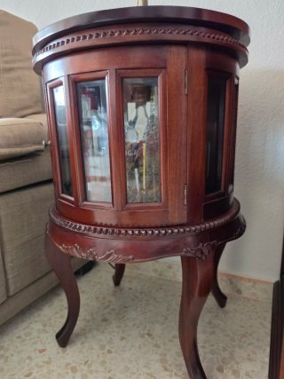 Mueble bar madera y cristal
