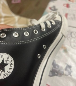 Zapatillas Negras y Blancas
