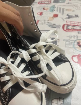 Zapatillas Negras y Blancas