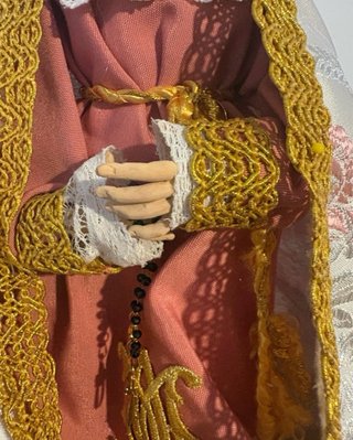 Virgen Capi i Pota Antigua con Rosario