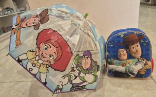 Conjunto mochila y paraguas Disney