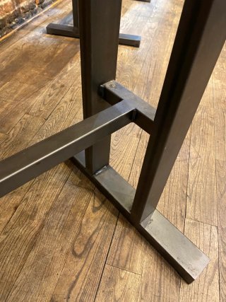 Mesa alta madera y metal