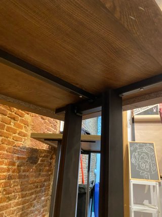 Mesa alta madera y metal
