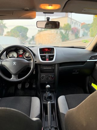 PEUGEOT 207 88.000KMS 2007