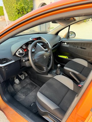 PEUGEOT 207 88.000KMS 2007