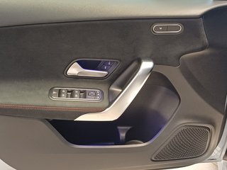 Mercedes-Benz Clase A 180-2024