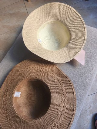 Sombrero de playa beige, rosa y marron