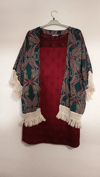 Vestido granate midi con encaje