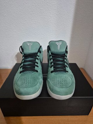 Nike Kobe IV 4 Protro Girl Dad Talla 42 EU
