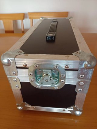 Mesa de mezclas digital Midas
