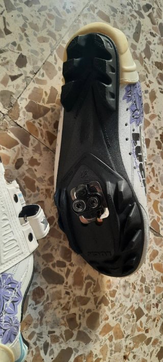 Zapatillas Ciclismo Luck talla 37
