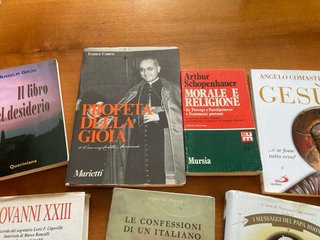 Lotto libri.